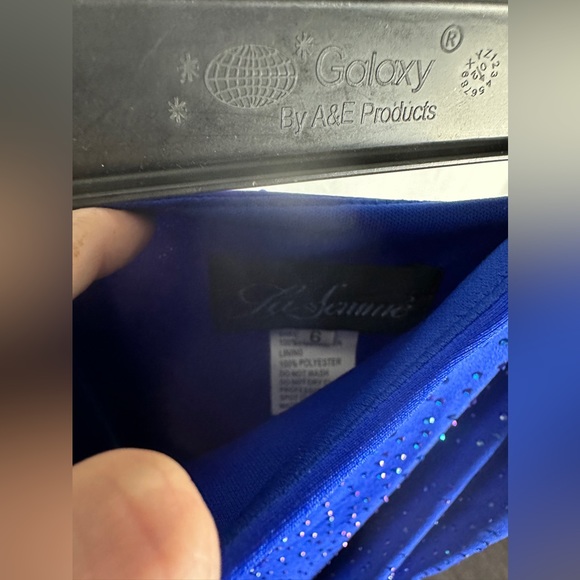 La Femme Royal Blue Rhinestone Jersey Skirt Size 6 NWT - Picture 5 of 13